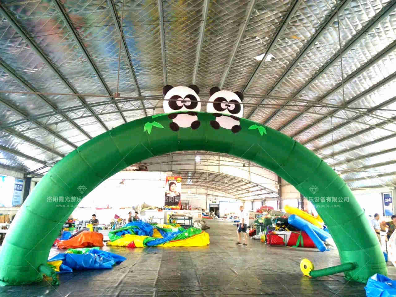 沙县熊猫喷绘拱门